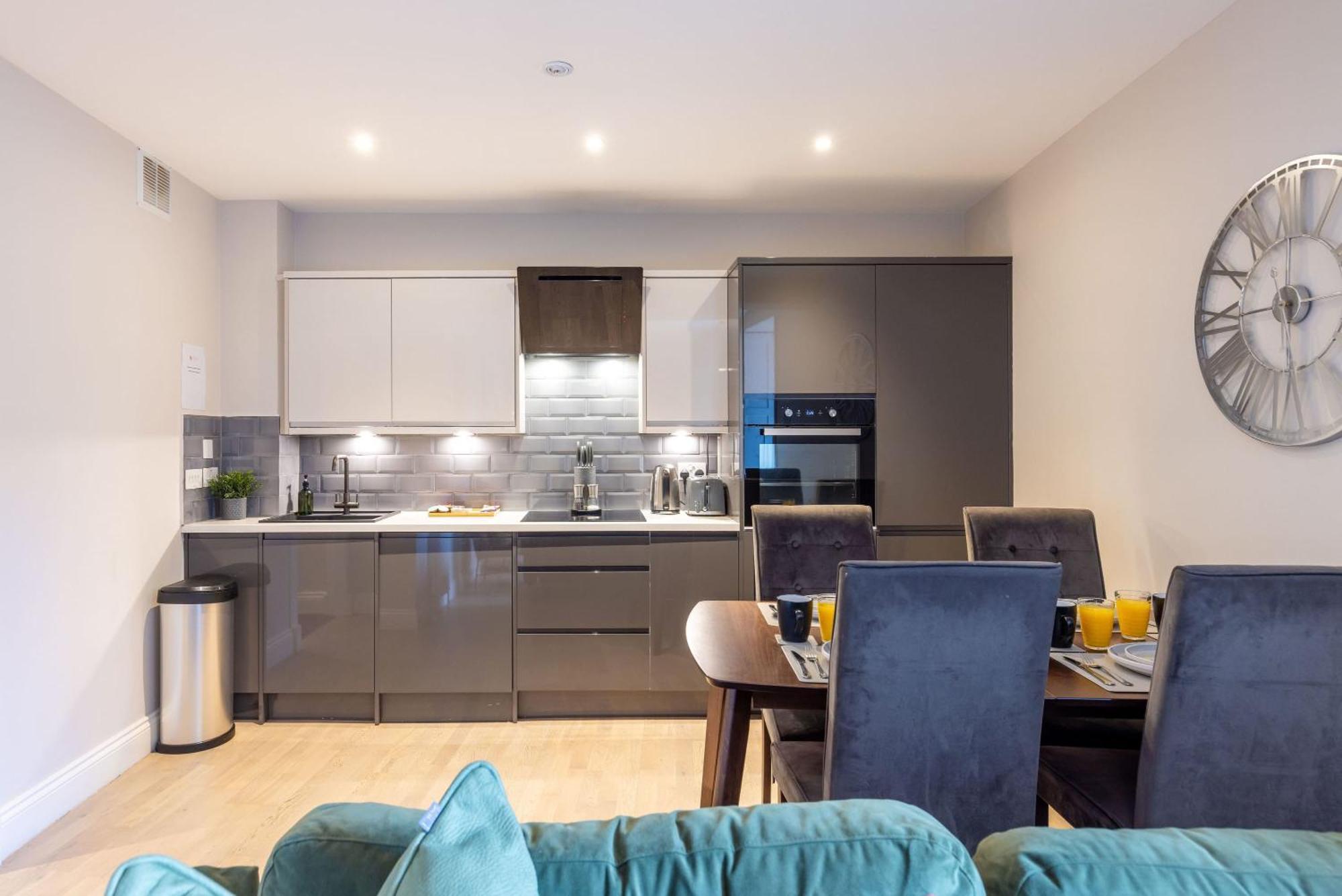 Dragon Suites - Edinburgh City Centre 2 Bed Apartment Dış mekan fotoğraf